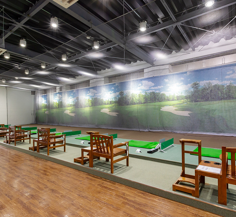 国内最大級 屋内ゴルフ練習場 打席数計31席＋パター練習場・プロの講師による本格レッスン・仕事帰りもOK！快適で充実した設備